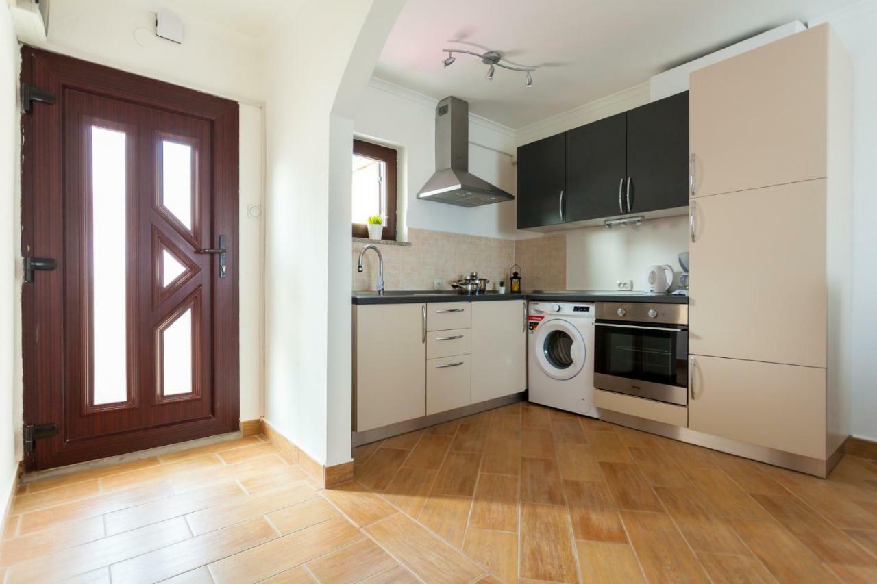 קרק Apartment Nonna מראה חיצוני תמונה