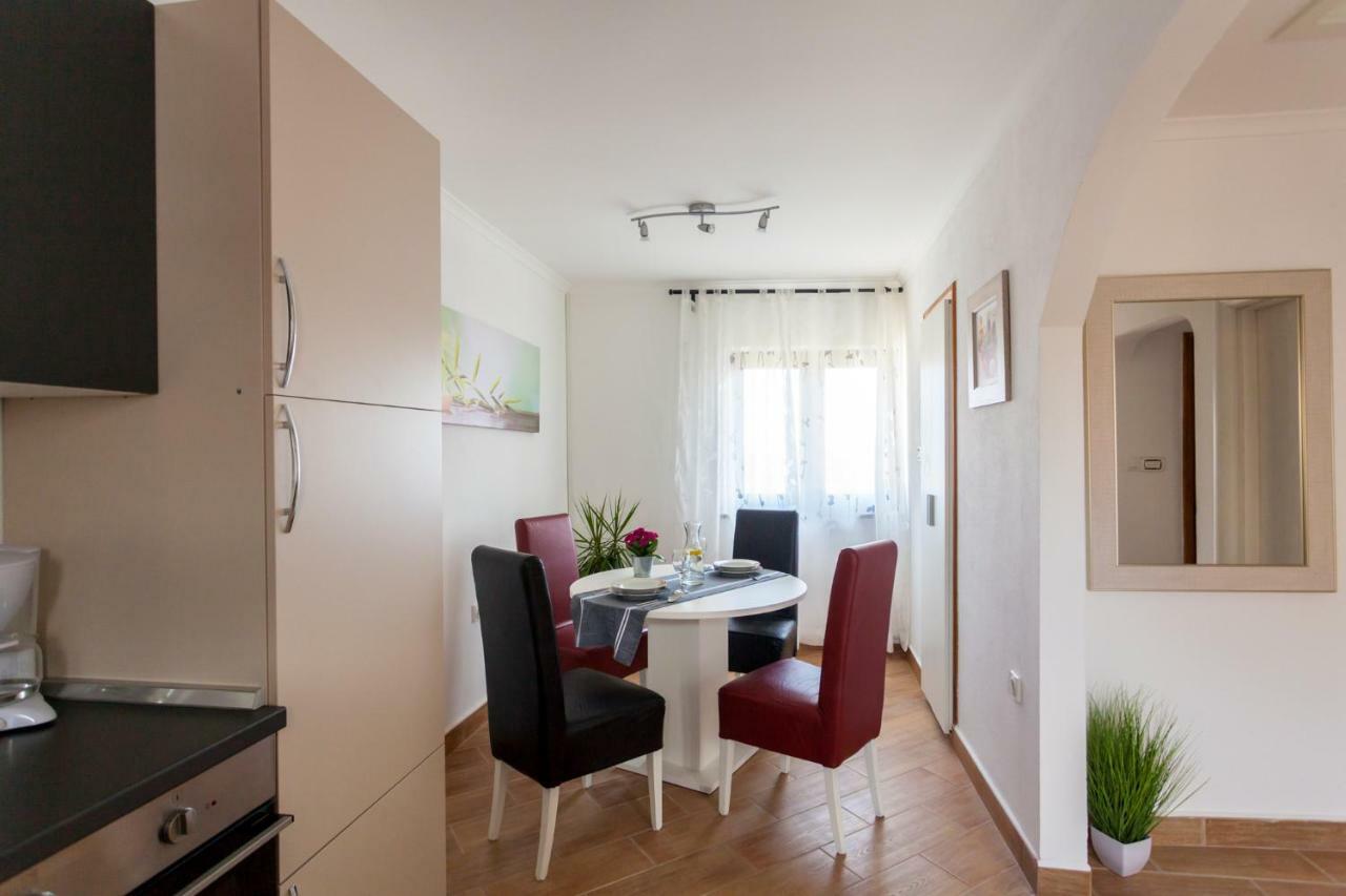 קרק Apartment Nonna מראה חיצוני תמונה